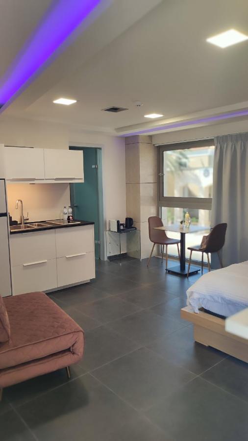 Summertime Signature Suites Agia Marina Extérieur photo