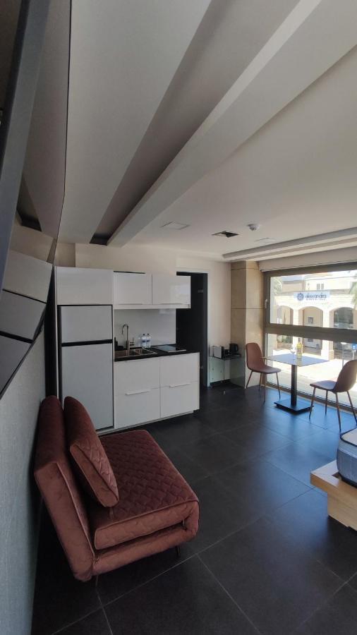Summertime Signature Suites Agia Marina Extérieur photo
