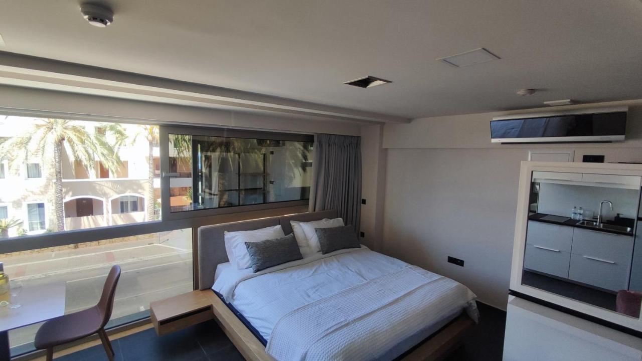 Summertime Signature Suites Agia Marina Extérieur photo