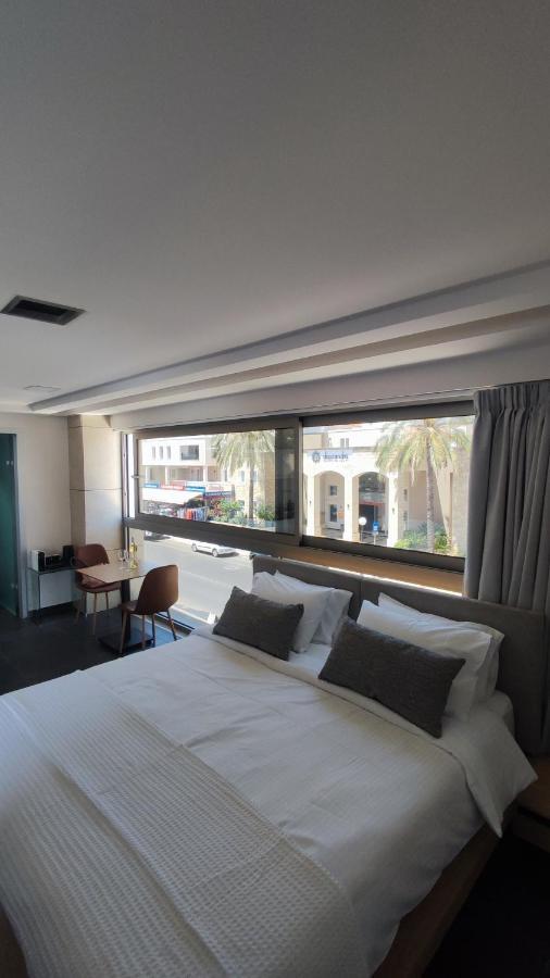 Summertime Signature Suites Agia Marina Extérieur photo
