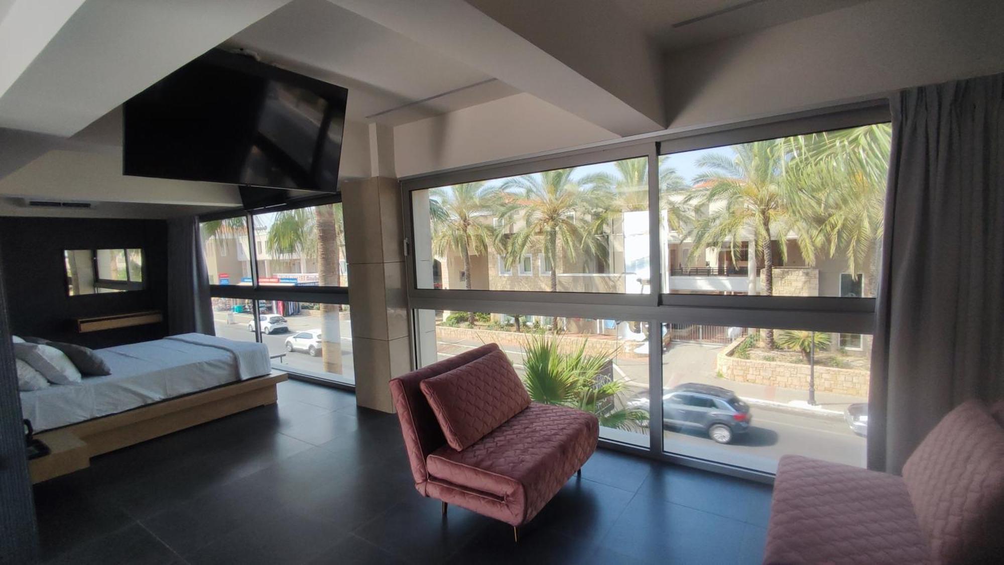 Summertime Signature Suites Agia Marina Extérieur photo