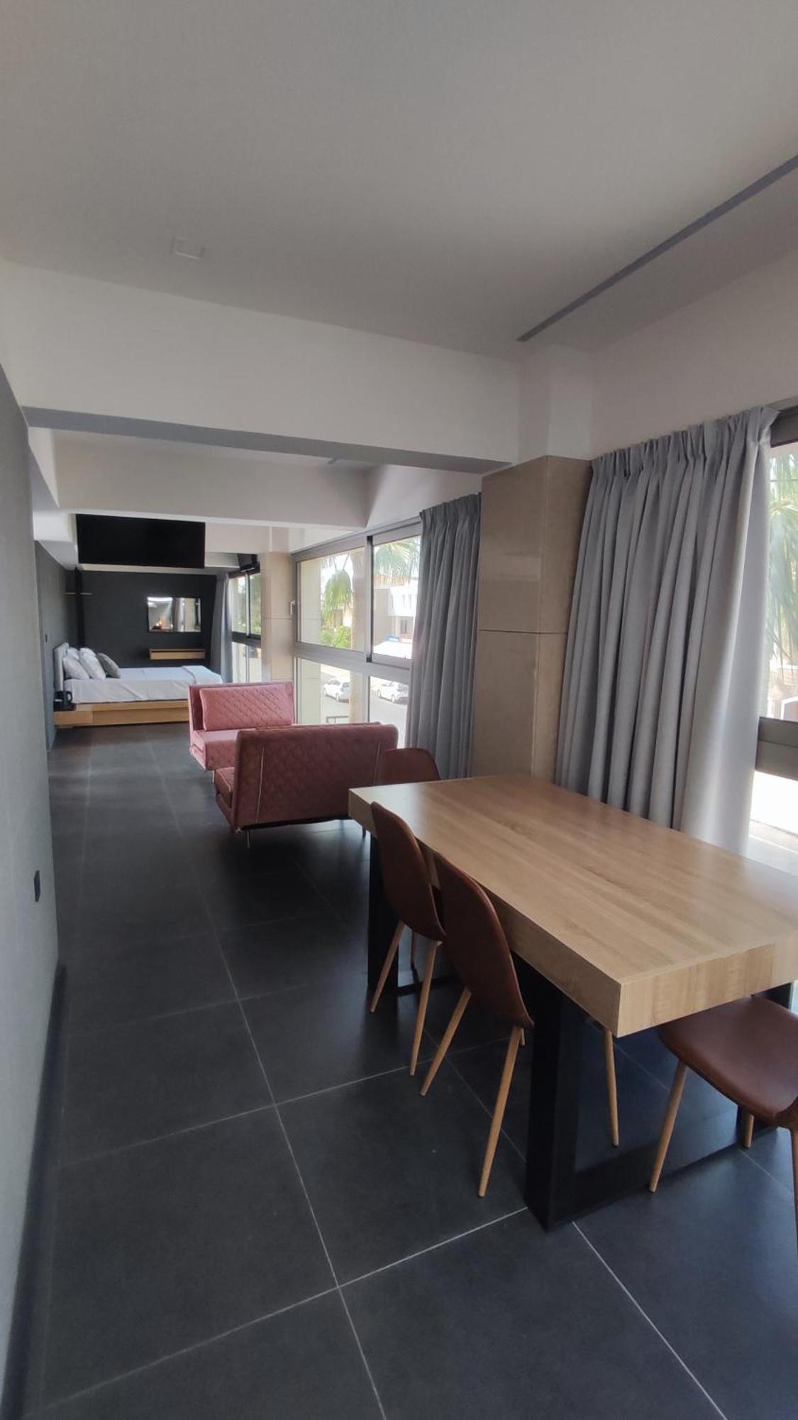 Summertime Signature Suites Agia Marina Extérieur photo